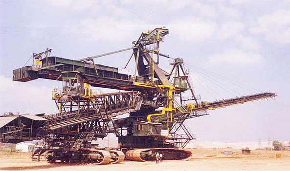 4420m 3/hr. x 61 Mtr. Discharge Boom Spreaders, at Neyveli Lignite Corporation, Neyveli